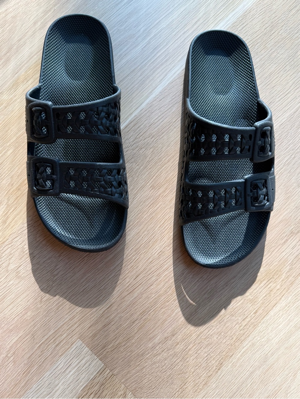 Freedom Moses Paz Sandals